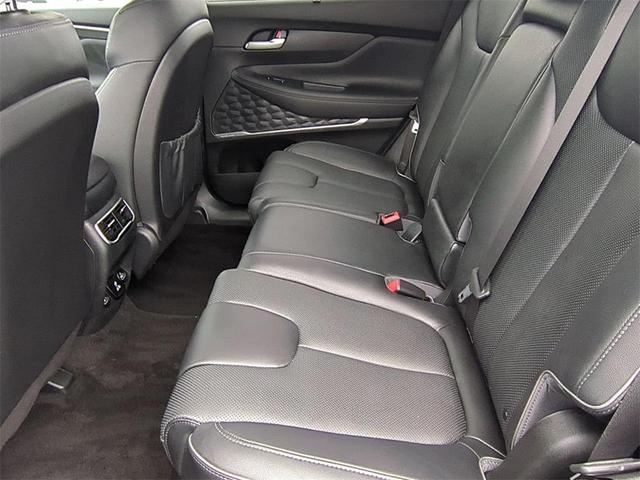 Photo of 2022 Shimmering Silver Pearl Hyundai SANTA FE