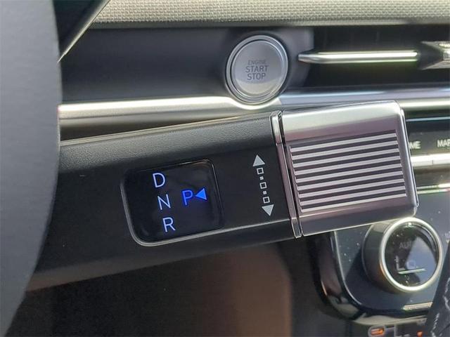 Photo of 2025 Ash Black Hyundai TUCSON Hybrid