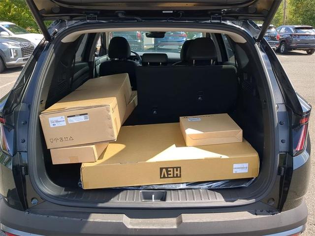 Photo of 2025 Ash Black Hyundai TUCSON Hybrid