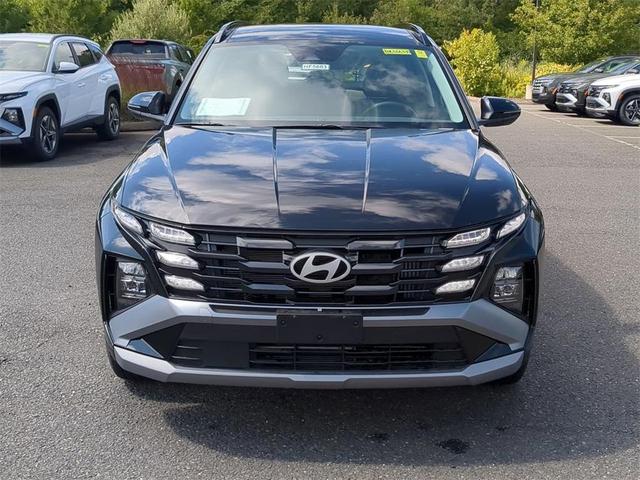 Photo of 2025 Ash Black Hyundai TUCSON Hybrid
