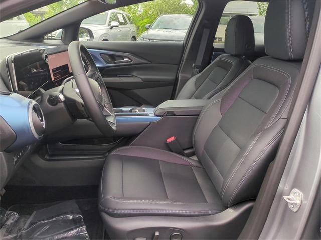 Photo of 2025 Sterling Gray Metallic Chevrolet Equinox EV