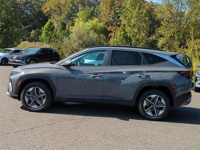 Photo of 2025 Hampton Gray Hyundai TUCSON