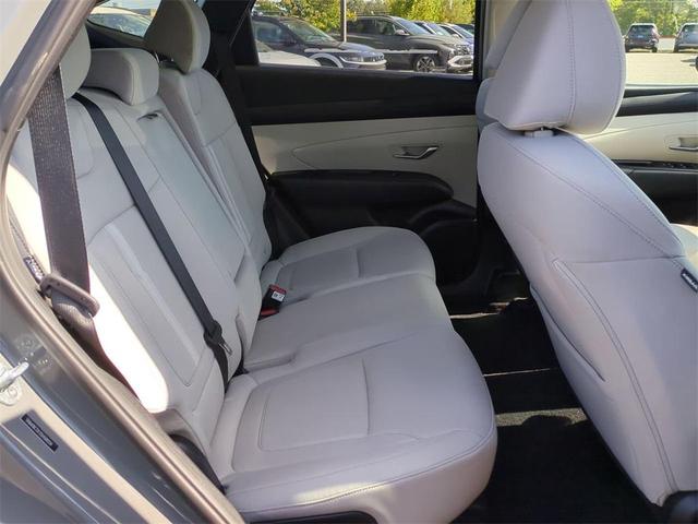 Photo of 2025 Hampton Gray Hyundai TUCSON