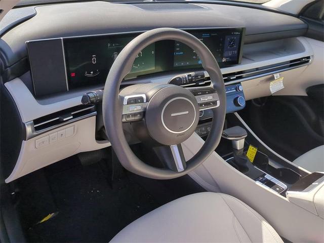 Photo of 2025 Hampton Gray Hyundai TUCSON