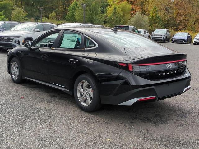 Photo of 2026 Black Hyundai SONATA