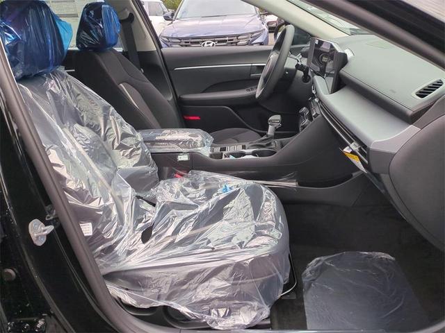 Photo of 2026 Black Hyundai SONATA