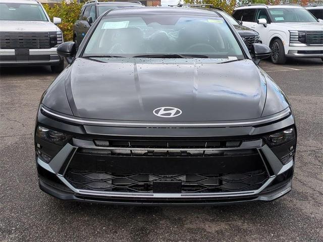 Photo of 2026 Black Hyundai SONATA