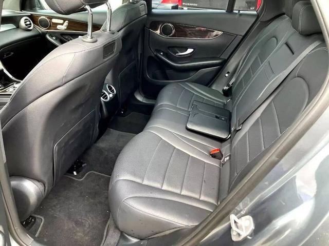 Photo of 2018 Selenite Grey Metallic Mercedes-Benz GLC 300