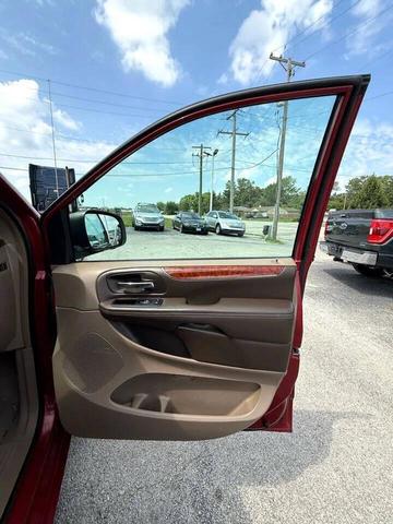 Photo of 2013 Deep Cherry Red Crystal Pearlcoat Chrysler Town & Country
