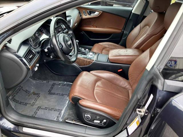Photo of 2016 Moonlight Blue Metallic Audi A7