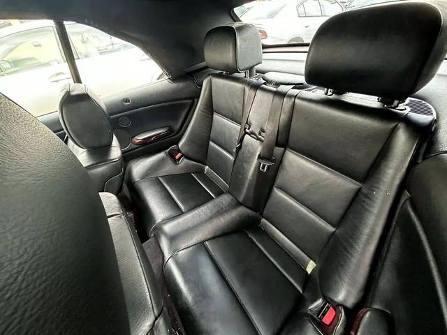Photo of 2003 Gray BMW 325