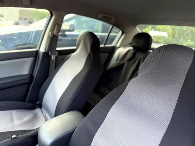 Photo of 2012 Magnetic Gray Nissan Sentra