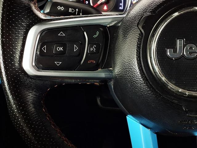 Photo of 2021 Bright White Clearcoat Jeep Gladiator