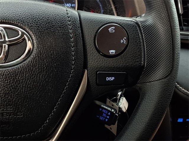 Photo of 2014 Classic Silver Toyota RAV4