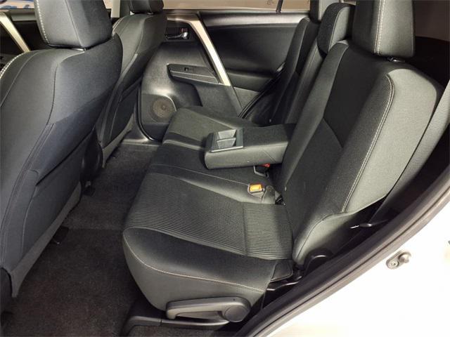 Photo of 2014 Classic Silver Toyota RAV4