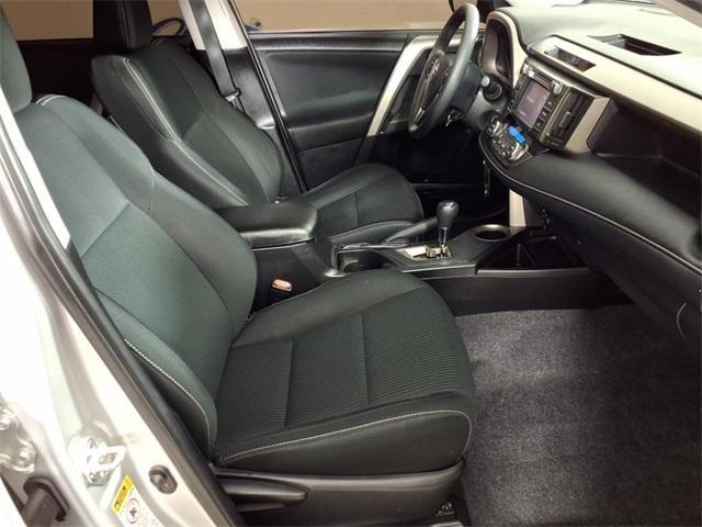 Photo of 2014 Classic Silver Toyota RAV4