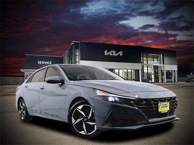 2022 Hyundai Elantra