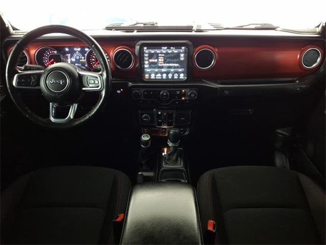 Photo of 2022 Black Clearcoat Jeep Gladiator