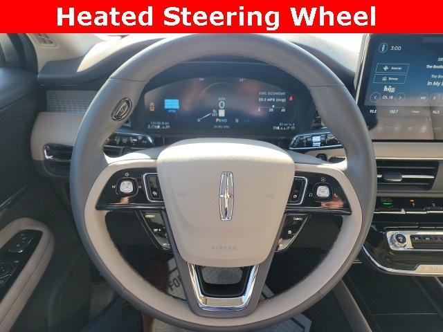 Photo of 2024 Pristine White Lincoln Corsair