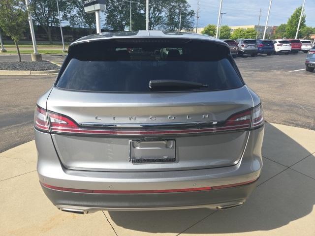Photo of 2021 Silver Radiance Lincoln Nautilus