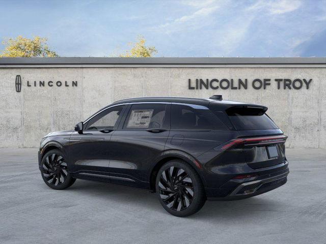 Photo of 2025 Infinite Black Metallic Lincoln Nautilus