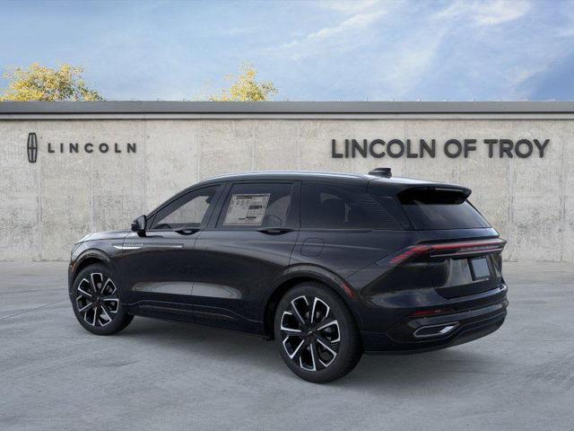 Photo of 2025 Infinite Black Metallic Lincoln Nautilus