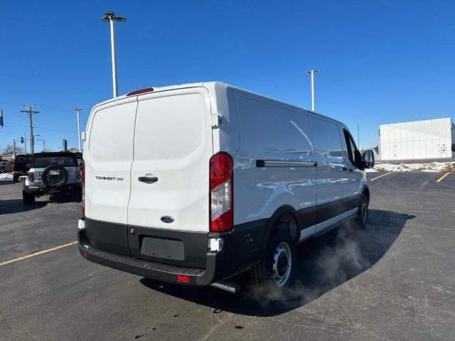 Photo of 2025 Oxford White Ford Transit-250
