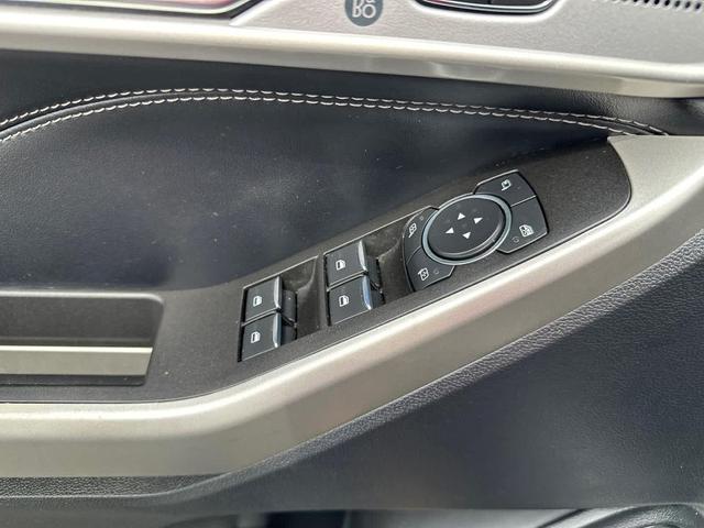 Photo of 2022 Agate Black Metallic Ford Explorer