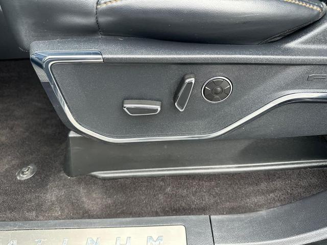 Photo of 2022 Carbonized Gray Metallic Ford F-150