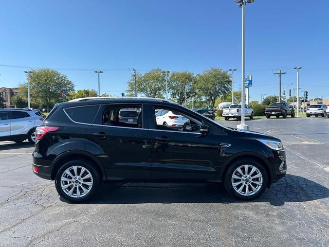Photo of 2017 Shadow Black Ford Escape