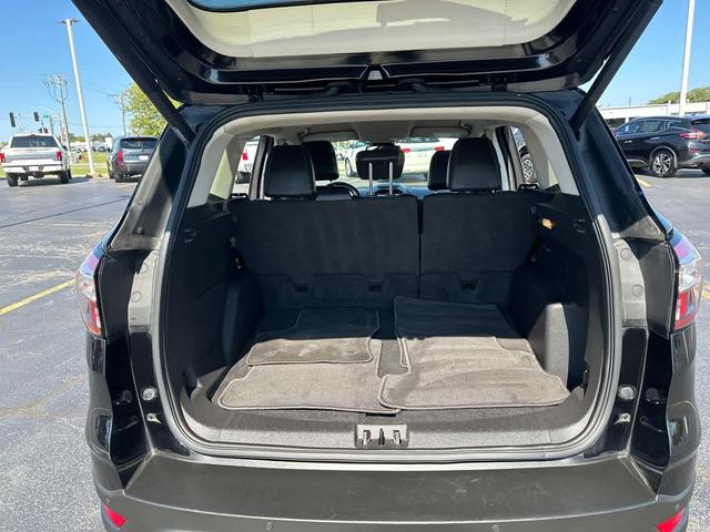 Photo of 2017 Shadow Black Ford Escape