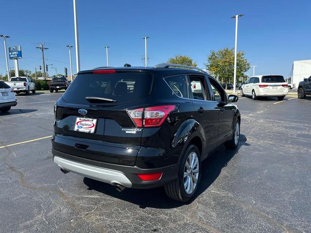 Photo of 2017 Shadow Black Ford Escape