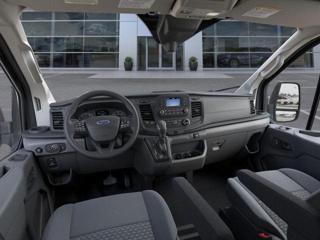 Photo of 2025 Oxford White Ford Transit-250