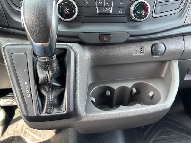 Photo of 2025 Oxford White Ford Transit-250