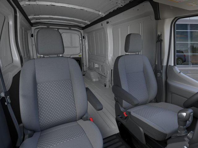 Photo of 2025 Oxford White Ford Transit-250