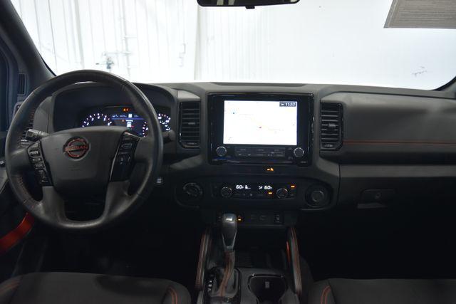 Photo of 2022 Glacier White Nissan Frontier
