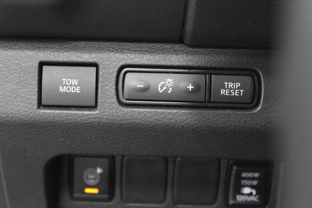 Photo of 2022 Glacier White Nissan Frontier