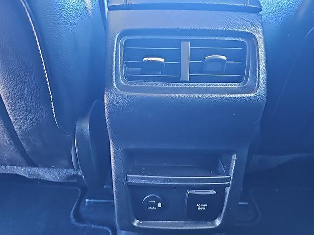 Photo of 2022 Agate Black Metallic Ford Edge