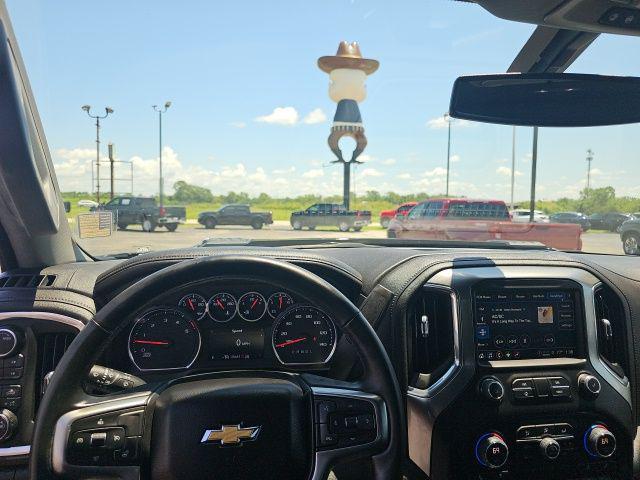 Photo of 2023 Black Chevrolet Silverado 2500