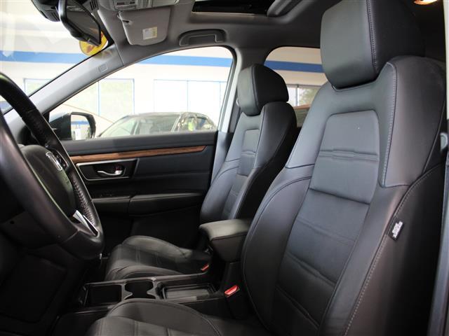 Photo of 2022 Sonic Gray Pearl Honda CR-V