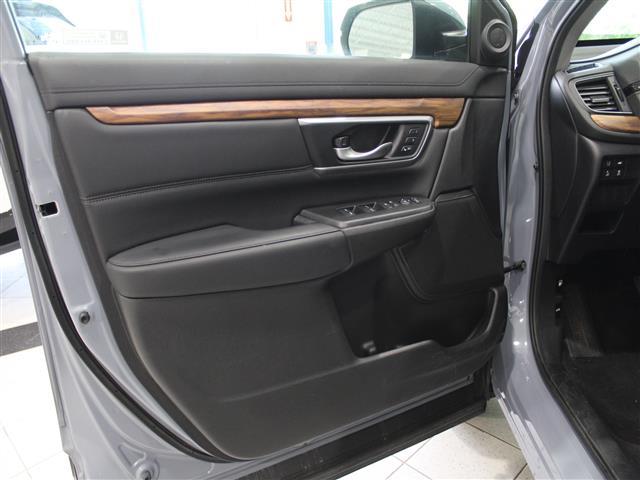 Photo of 2022 Sonic Gray Pearl Honda CR-V