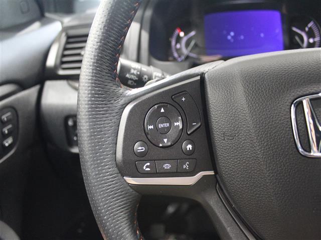 Photo of 2022 Crystal Black Pearl Honda Passport