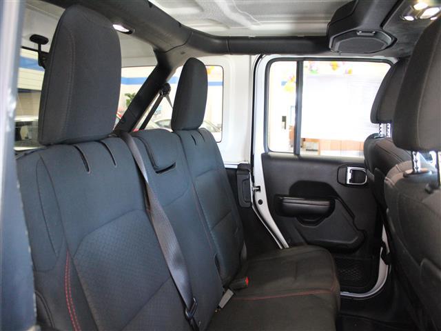 Photo of 2021 Bright White Clearcoat Jeep Wrangler Unlimited