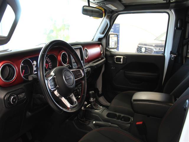 Photo of 2021 Bright White Clearcoat Jeep Wrangler Unlimited