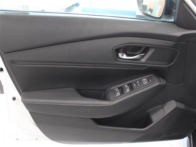 Photo of 2023 Platinum White Pearl Honda Accord