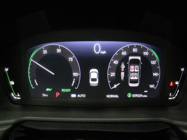 Photo of 2023 Platinum White Pearl Honda Accord