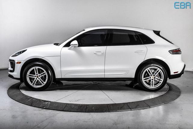 Photo of 2024 White Porsche Macan