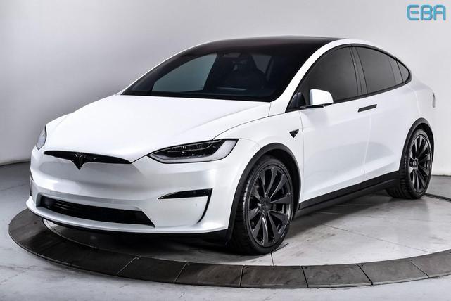 Photo of 2022 Pearl White Multi-Coat Tesla Model X