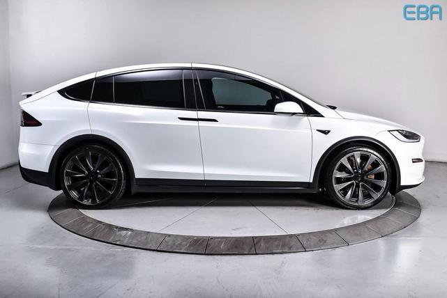 Photo of 2022 Pearl White Multi-Coat Tesla Model X