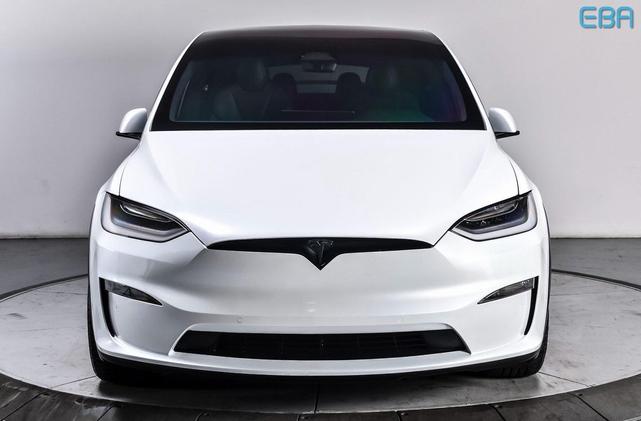 Photo of 2022 Pearl White Multi-Coat Tesla Model X